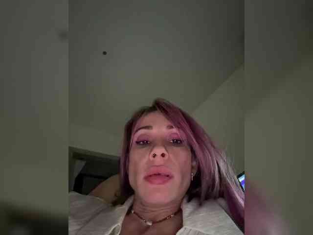 VIP17CoupleDream webcam