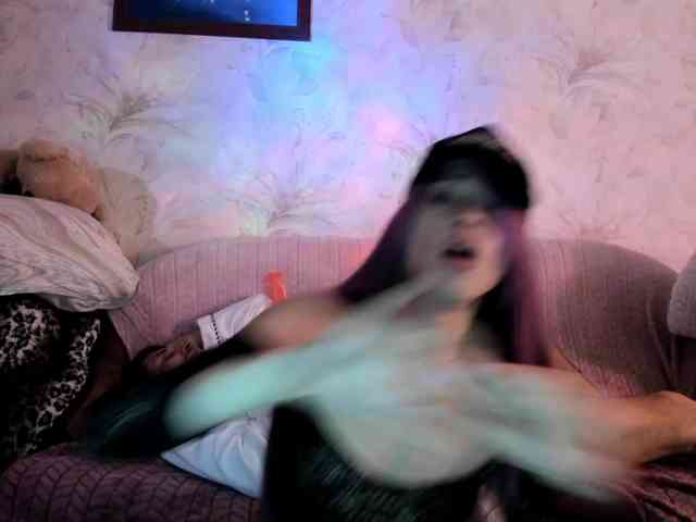 VIP17CoupleDream webcam