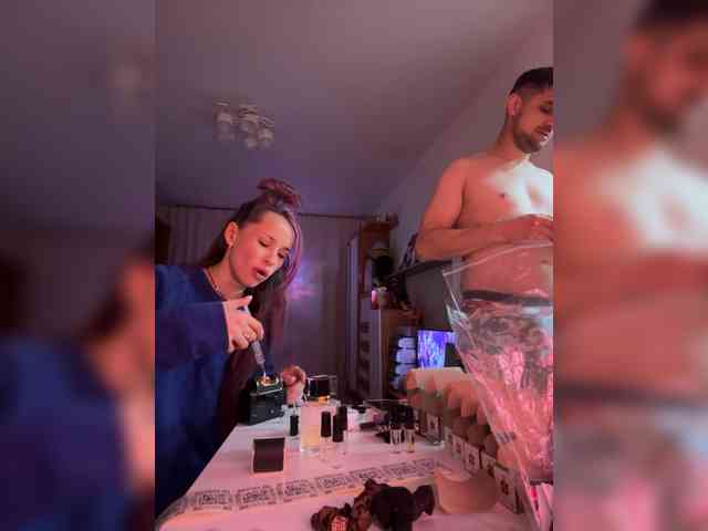 VIP17CoupleDream webcam