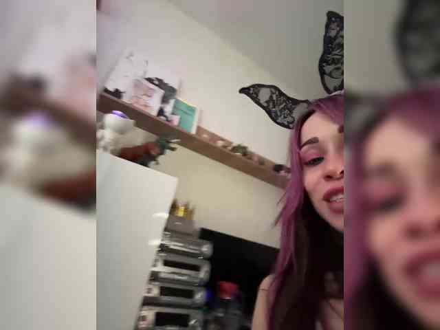 VIP17CoupleDream webcam