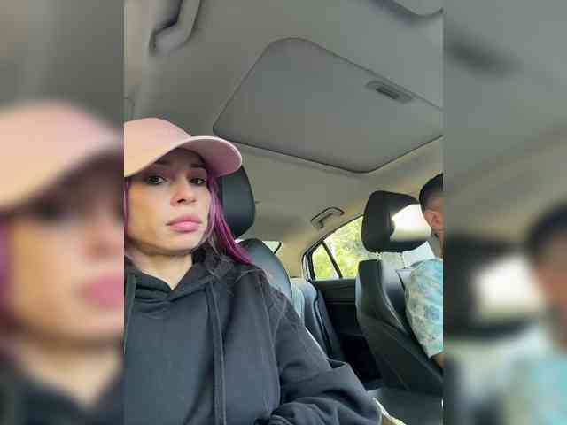 VIP17CoupleDream webcam