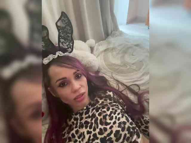 VIP17CoupleDream webcam