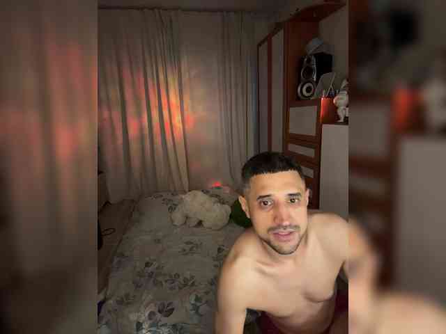 VIP17CoupleDream webcam