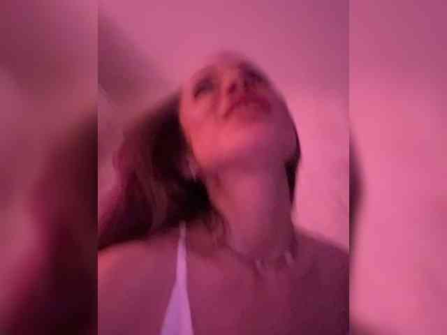 VIP17CoupleDream webcam
