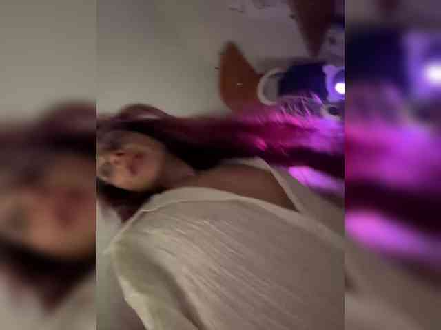 VIP17CoupleDream webcam