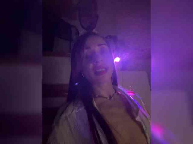 VIP17CoupleDream webcam