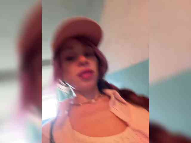 VIP17CoupleDream webcam