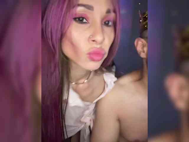 VIP17CoupleDream webcam
