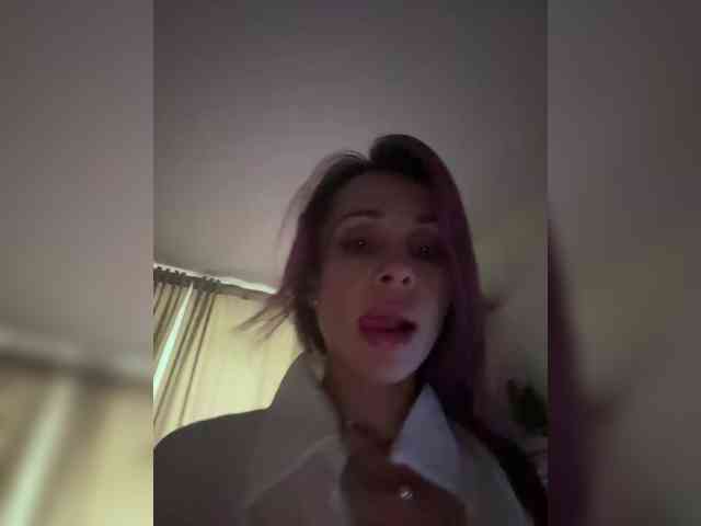 VIP17CoupleDream webcam