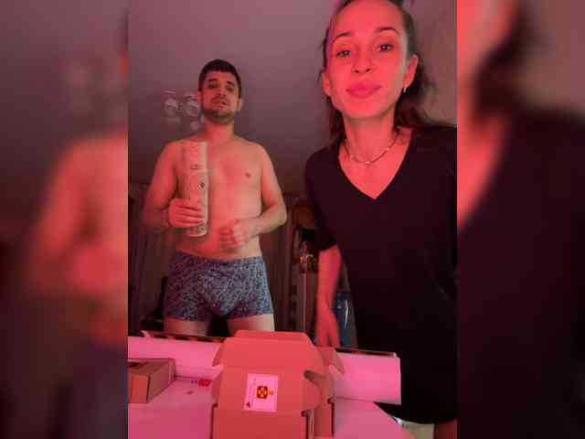 VIP17CoupleDream webcam