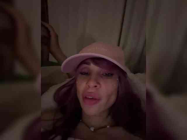 VIP17CoupleDream webcam