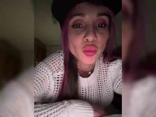 VIP17CoupleDream webcam