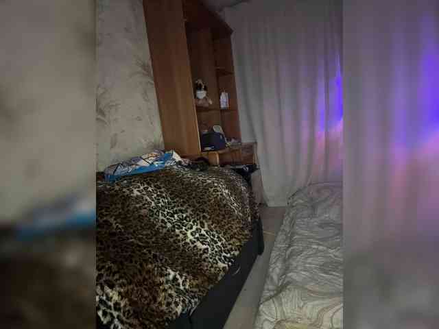 VIP17CoupleDream webcam
