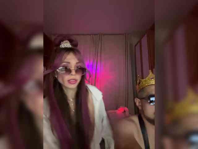 enter chatroom VIP17CoupleDream