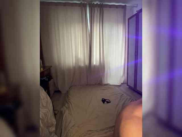 VIP17CoupleDream webcam