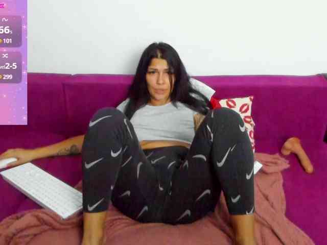 MiaKiity webcam