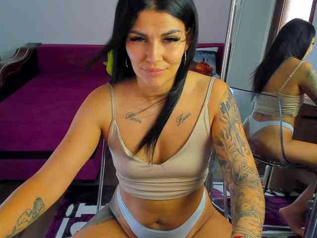 MiaKiity webcam