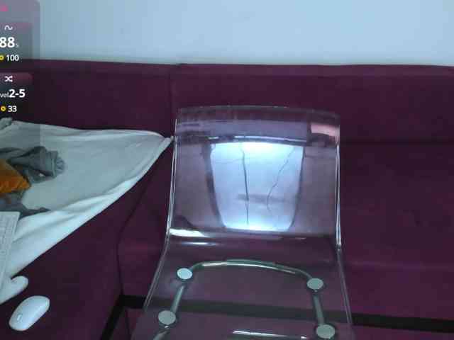 MiaKiity webcam