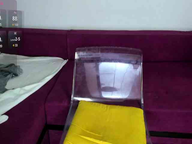 MiaKiity webcam
