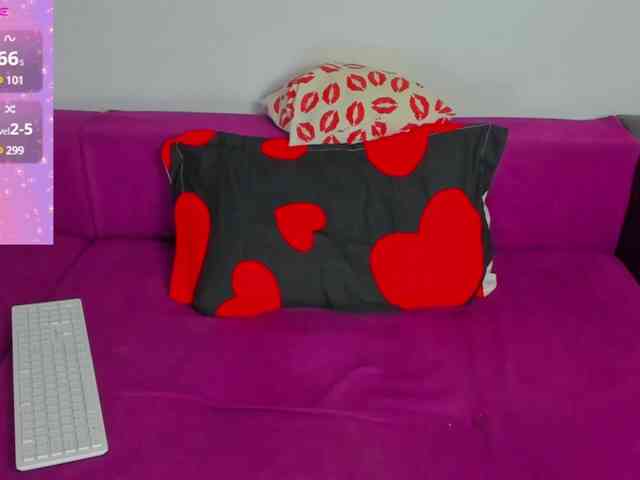 MiaKiity webcam