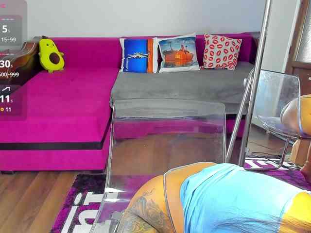MiaKiity webcam