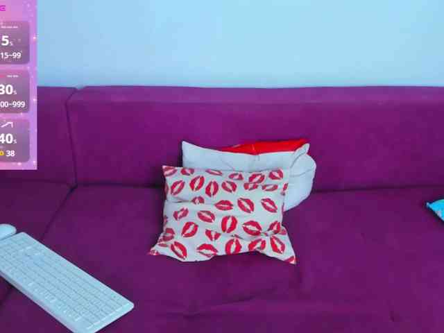 MiaKiity webcam