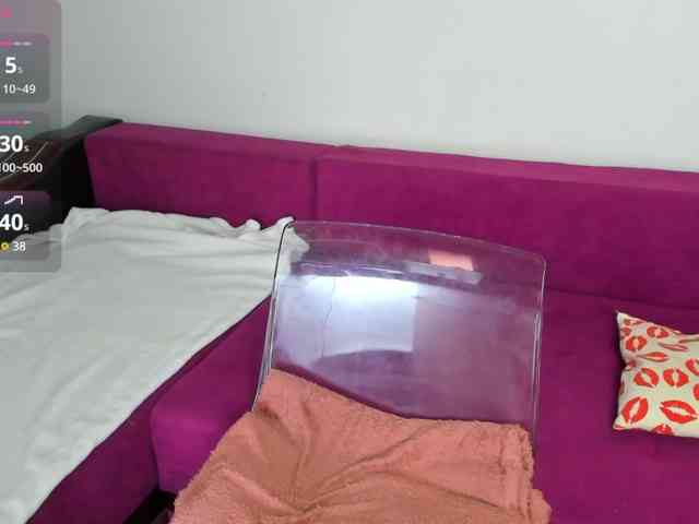 MiaKiity webcam