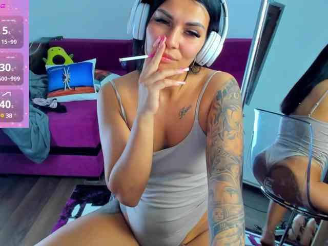 MiaKiity webcam