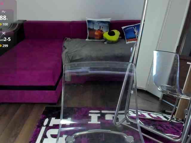 MiaKiity webcam
