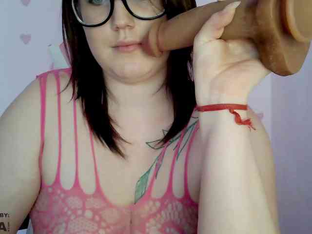DollVice webcam