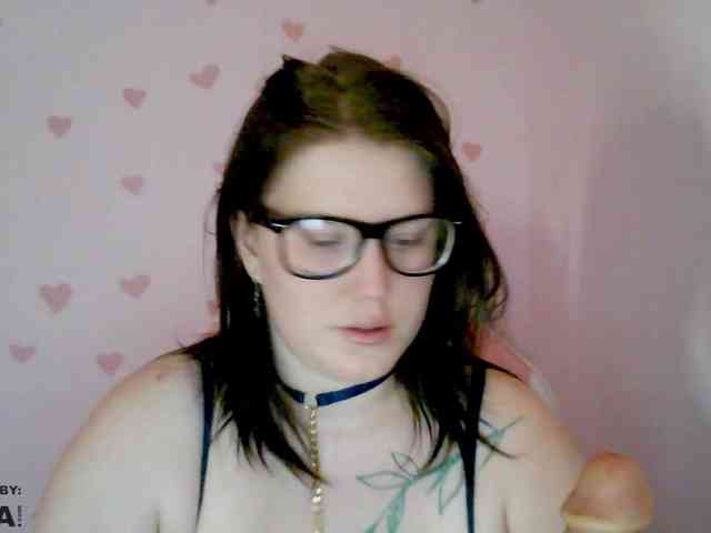 DollVice webcam