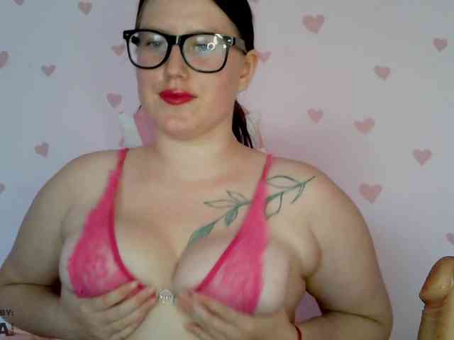 DollVice webcam