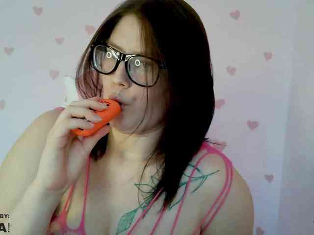 DollVice webcam