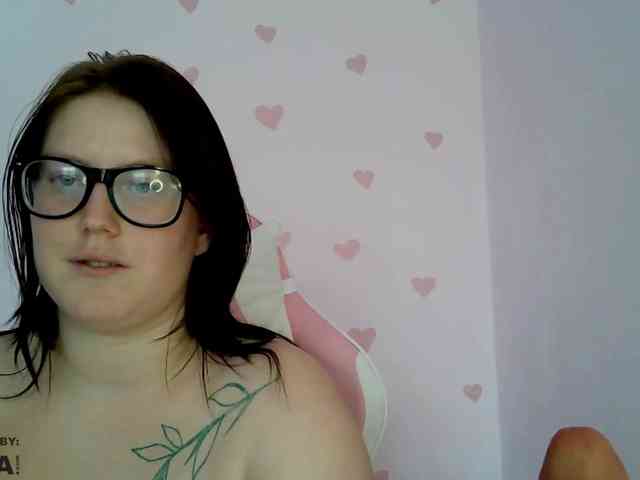 DollVice webcam