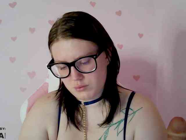 DollVice webcam