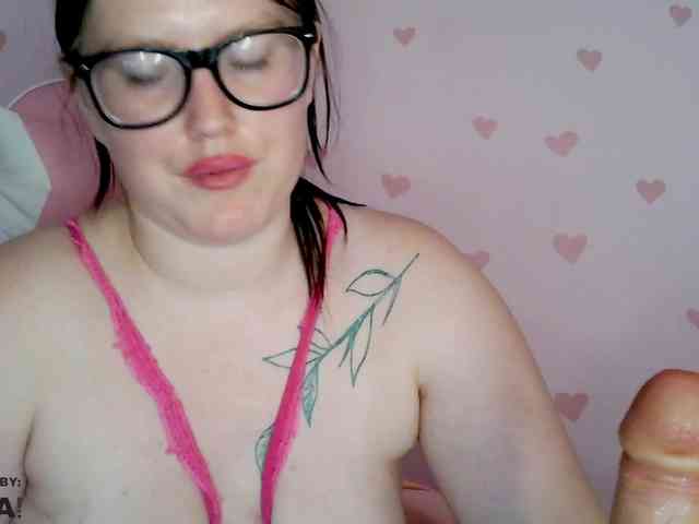 DollVice webcam
