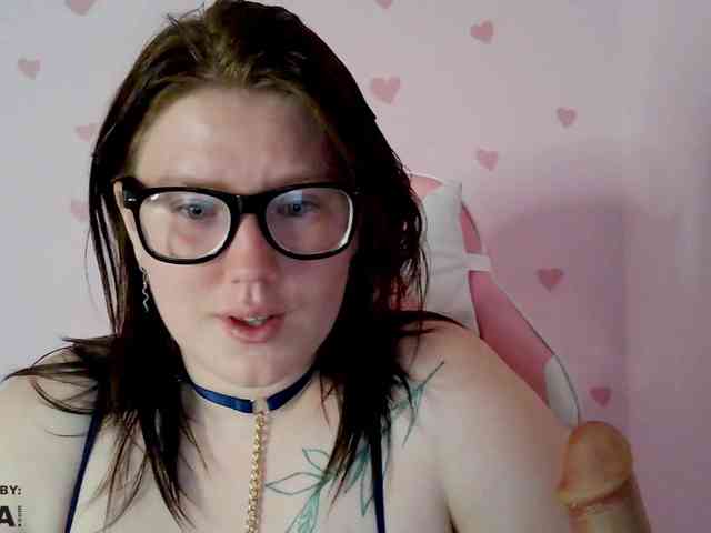 DollVice webcam