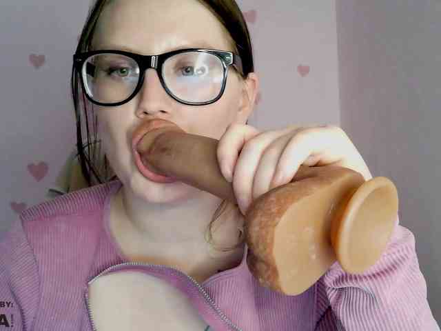 DollVice webcam
