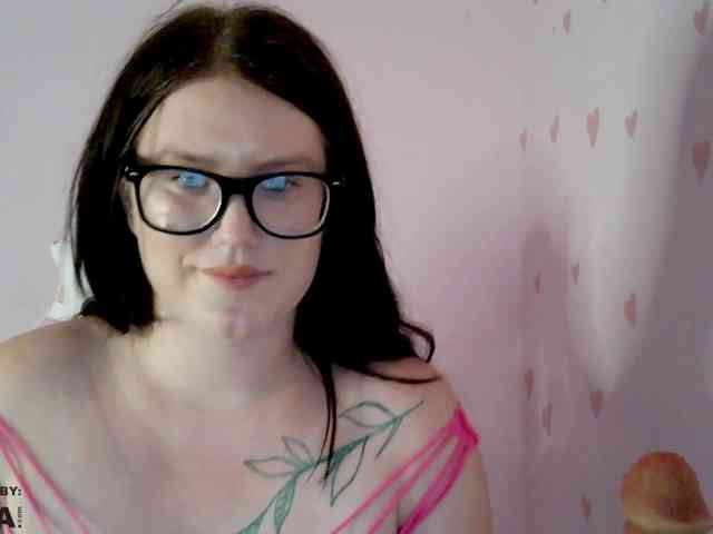 DollVice webcam