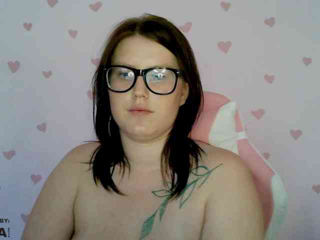 DollVice webcam