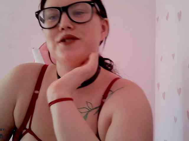 DollVice webcam