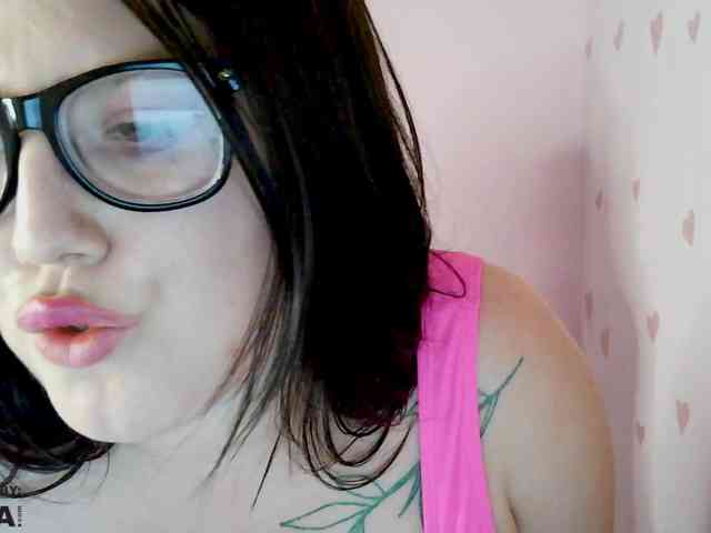 DollVice webcam