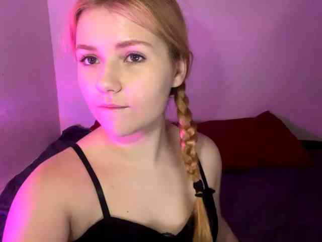 SkarletMeow webcam