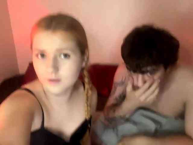 SkarletMeow webcam
