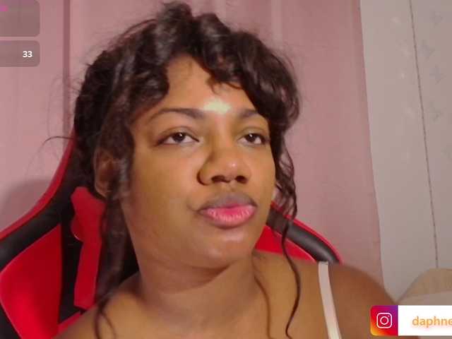 Daphnewa5808's BongaCams show and profile