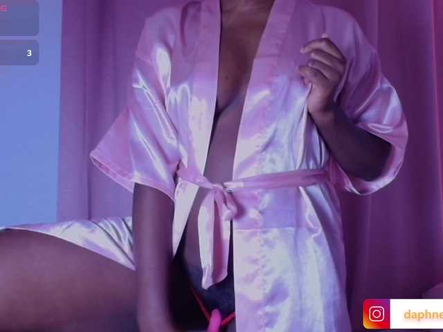 Daphnewa5808's BongaCams show and profile