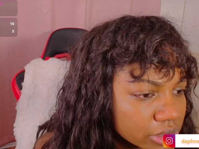 Daphnewa5808's BongaCams show and profile