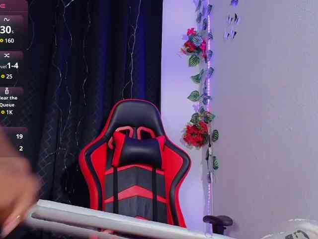 Daphnewa5808 webcam