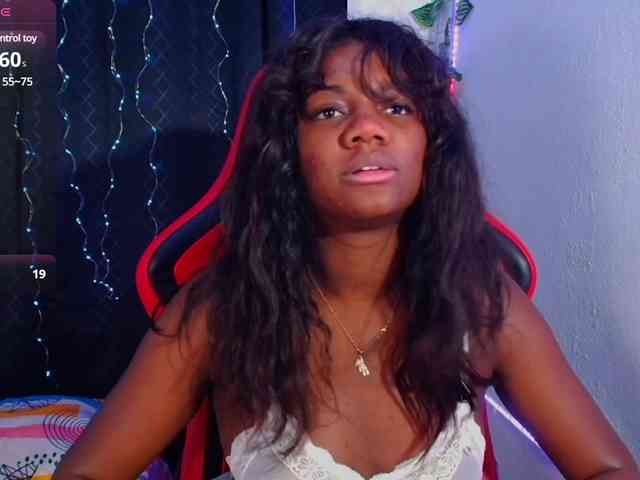 Daphnewa5808 webcam
