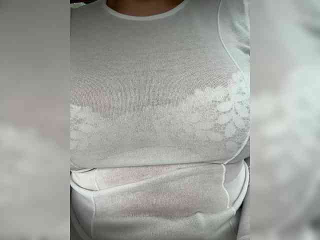 Sandra-public-boobs